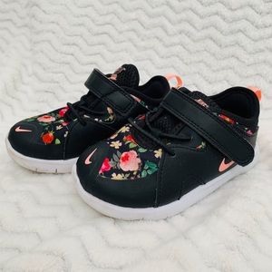 NIKE toddler girl floral shoe size 8C